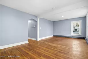357 Hughes Ct, Scranton, PA 18504 - Photo 10