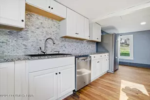 357 Hughes Ct, Scranton, PA 18504 - Photo 18