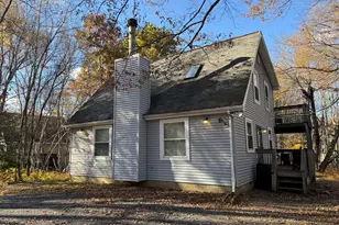 101 Chapman Cir, Albrightsville, PA 18210 - Photo 2