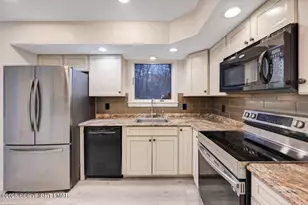 319 Whispering Hills Dr, East Stroudsburg, PA 18301 - Photo 12