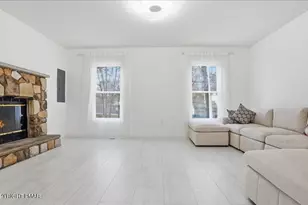 2312 Cramer Ct, Bushkill, PA 18324 - Photo 12