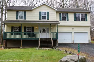 109 Bluebird Way, East Stroudsburg, PA 18302 - Photo 1