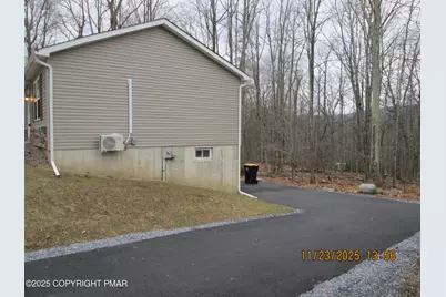  380 Gallery Lane, Mount Bethel, PA 18343 - Photo 4