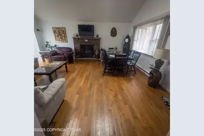  2638 Foxledge Drive, Tobyhanna, PA 18466 - Photo 2