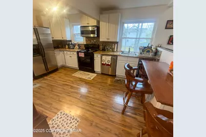  2638 Foxledge Drive, Tobyhanna, PA 18466 - Photo 8