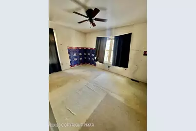  371 Joanne Court, Bartonsville, PA 18321 - Photo 14