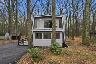 3217 Hamlet Dr, Tobyhanna, PA 18466 - Photo 56