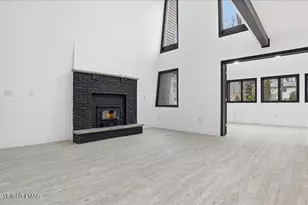 3217 Hamlet Dr, Tobyhanna, PA 18466 - Photo 16