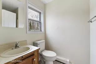 1717 Gordon Ln, Tobyhanna, PA 18466 - Photo 8