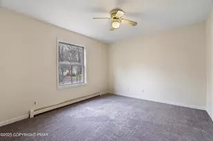 1717 Gordon Ln, Tobyhanna, PA 18466 - Photo 10