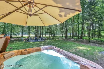  250 Stillwater Drive, Pocono Summit, PA 18346 - Photo 24