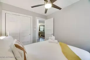 250 Stillwater Dr, Pocono Summit, PA 18346 - Photo 18