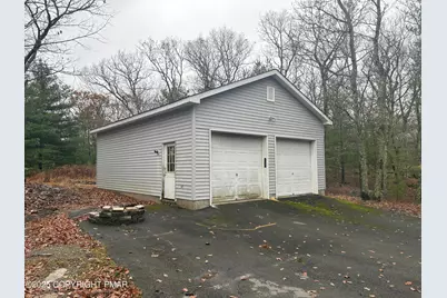  122 Plum Lane, Dingmans Ferry, PA 18328 - Photo 4