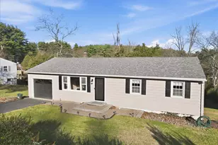 772 Mohawk Trail, Stroudsburg, PA 18360 - Photo 2