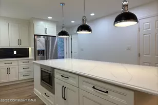 1131 Mink Ct, Bushkill, PA 18324 - Photo 10