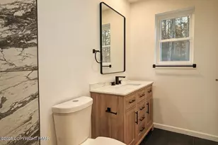 1131 Mink Ct, Bushkill, PA 18324 - Photo 28