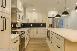 1131 Mink Ct, Bushkill, PA 18324 - Photo 12