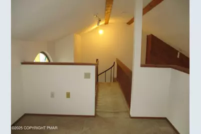  159 Stream Court, Bushkill, PA 18324 - Photo 10