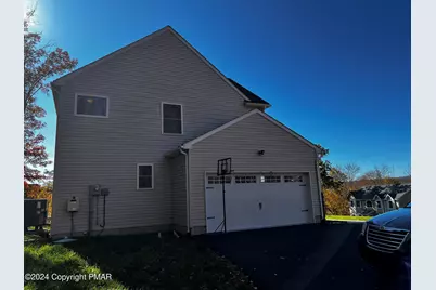  216 Swan Court, East Stroudsburg, PA 18302 - Photo 12