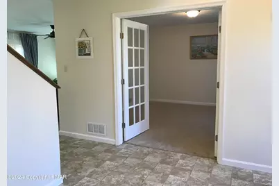  216 Swan Court, East Stroudsburg, PA 18302 - Photo 18