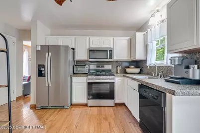  110 Anna Court, Stroudsburg, PA 18360 - Photo 16