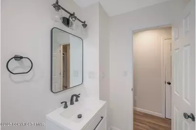  903 Avenue N, Matamoras, PA 18336 - Photo 22