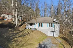 102 Longshore Cir, East Stroudsburg, PA 18302 - Photo 58