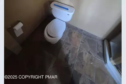  191 Saunders Drive, Bushkill, PA 18324 - Photo 18