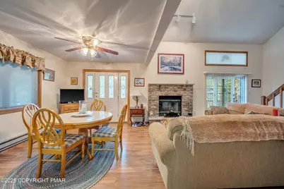  114 Brentwood Drive, Bushkill, PA 18324 - Photo 8