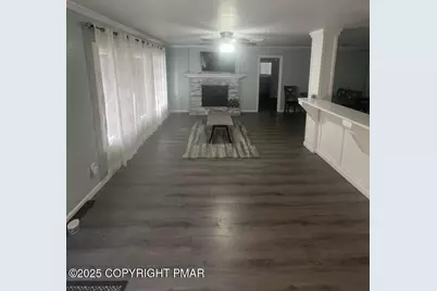  5228 Hummingbird Drive, Pocono Summit, PA 18346 - Photo 4