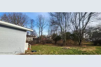  144 Louise Lane, Bartonsville, PA 18321 - Photo 8