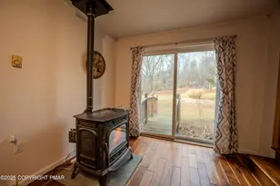 128 Fish Ln, East Stroudsburg, PA 18301 - Photo 4