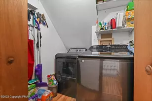 250 Brentwood Dr, Bushkill, PA 18324 - Photo 24