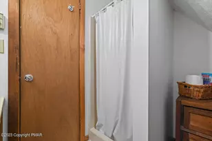 250 Brentwood Dr, Bushkill, PA 18324 - Photo 24