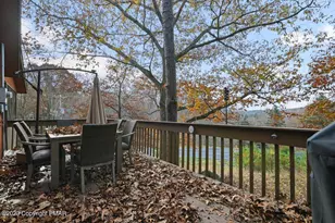 250 Brentwood Dr, Bushkill, PA 18324 - Photo 28