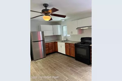  107 Davis Circle, Bushkill, PA 18324 - Photo 8