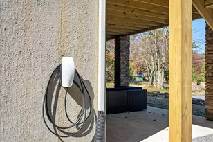 245 S Lake Dr, Lake Harmony, PA 18624 - Photo 106