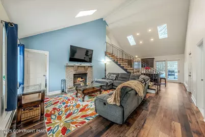  117 St Regis Walk, Tobyhanna, PA 18466 - Photo 2