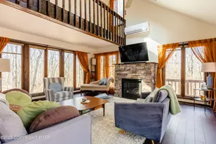 73 Honeysuckle Dr, Jim Thorpe, PA 18229 - Photo 2