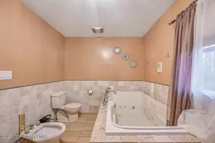 1019 Dancing Ridge Rd, East Stroudsburg, PA 18302 - Photo 46