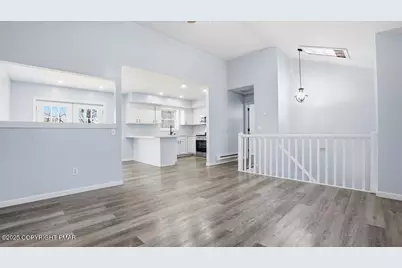  1397 Bear Drive, Bushkill, PA 18324 - Photo 6