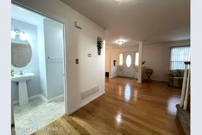  214 Kensington Drive, Bushkill, PA 18324 - Photo 22