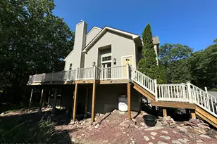 42 Mountainwoods Dr, Lake Harmony, PA 18624 - Photo 74