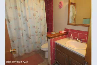  5186 Spring Drive, Swiftwater, PA 18370 - Photo 8