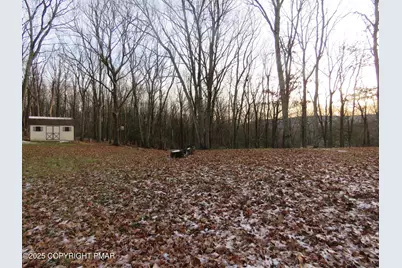  5186 Spring Drive, Swiftwater, PA 18370 - Photo 2