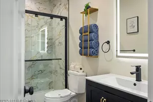 217 S Lake Dr, Lake Harmony, PA 18624 - Photo 94