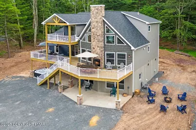  217 S Lake Drive, Lake Harmony, PA 18624 - Photo 2
