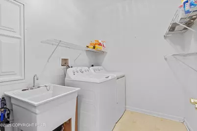  60 Glenmoor Circle, Easton, PA 18045 - Photo 30