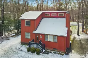 343 Echo Lake Rd, Tobyhanna, PA 18466 - Photo 2