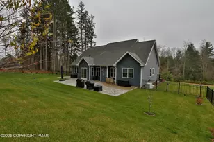 142 Lexington Ln, Blakeslee, PA 18610 - Photo 12